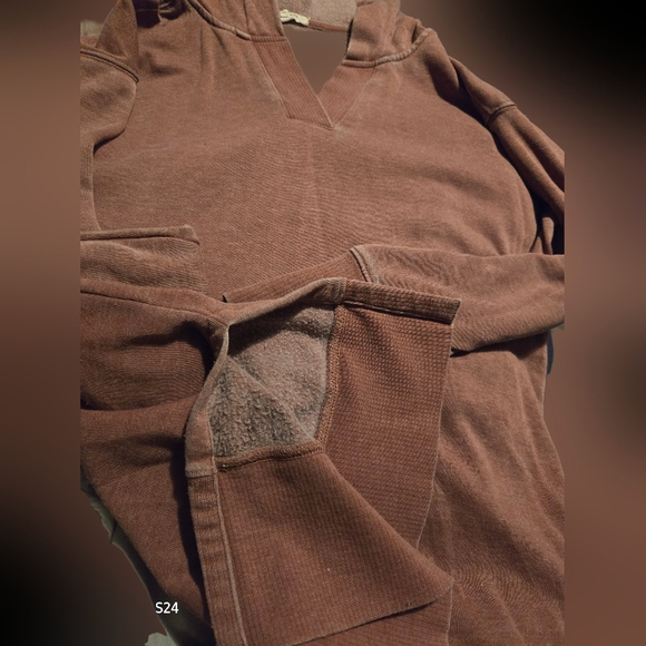 Womens long sleeve - Picture 2 of 4